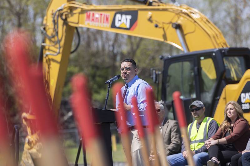 Dixon mayor Li Arellano speaks at the groundbreaking for phase 3 of the mixed use path Thursday, April 27, 2023. Phase 4 will begin the building of the bridge over the river.