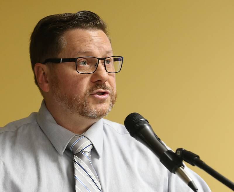 Oglesby mayoral candidate Jason Curran delivers a speech during a mayoral and commissioner candidate forum on Wednesday, March 8,  2023 at the Oglesby Public Library.