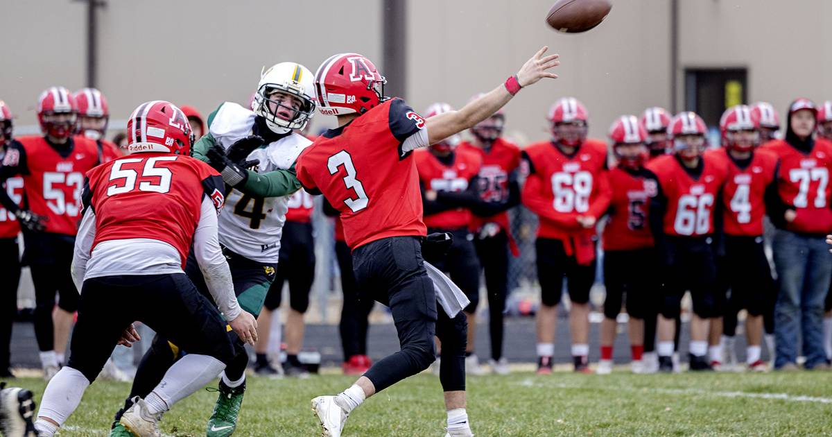Live coverage, scores Amboy at 8man football championship Shaw Local