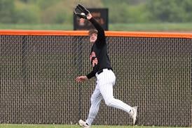 Evan Johnson 2-out triple keys DeKalb’s 6-run 6th before game suspended in 6-6 tie against Neuqua Valley