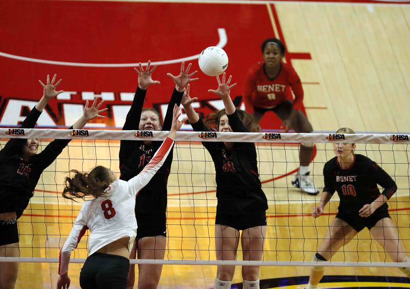 Photos vs. Mother McAuley in 4A volleyball championship Shaw Local