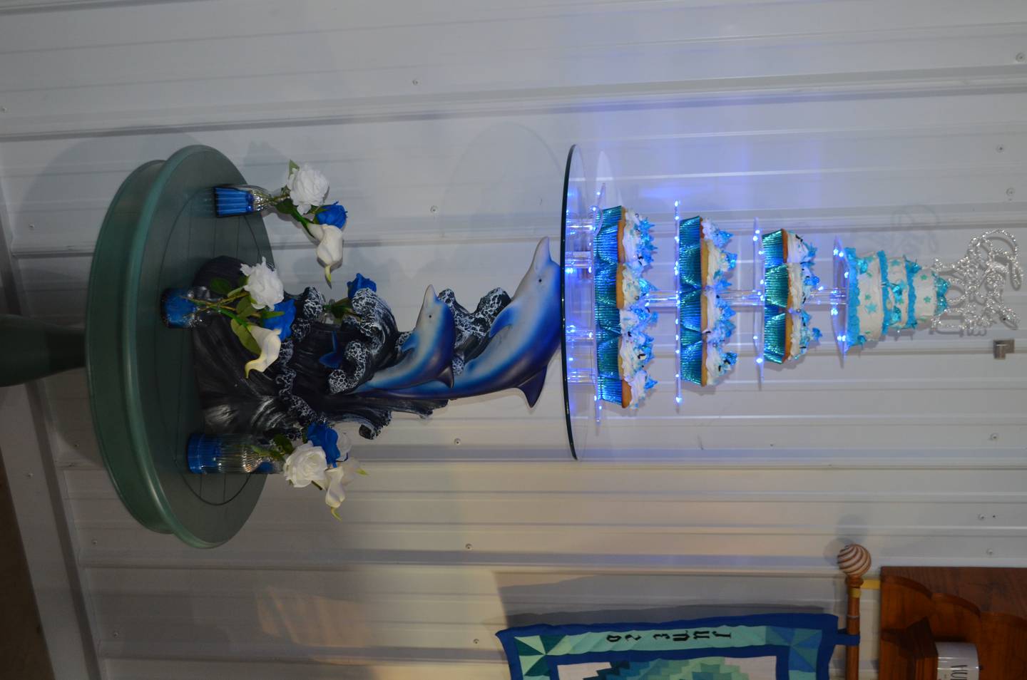 Verena and Daniel Ray were married earlier this summer. Here is a picture of their wedding cake.