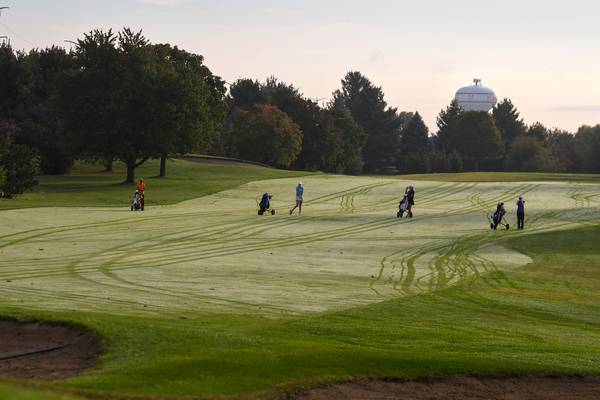 Yorkville looks to acquire part of Blackberry Oaks Golf Course for Kennedy Road expansion