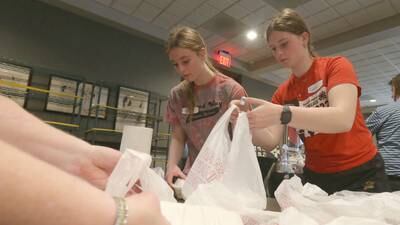 Photos: Lighted Way hosts annual spaghetti dinner at Uptown Grill in La Salle