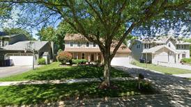 Single-family home in Naperville sells for $570,000