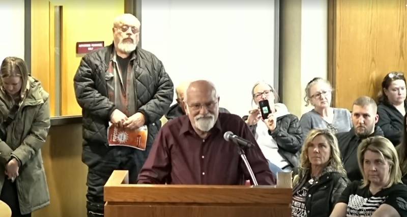 Woodstock resident Bob Lesser speaks in favor of the McHenry County Board passing a gun sanctuary resolution on Tuesday, Jan. 17, 2023, at its regular meeting in Woodstock.