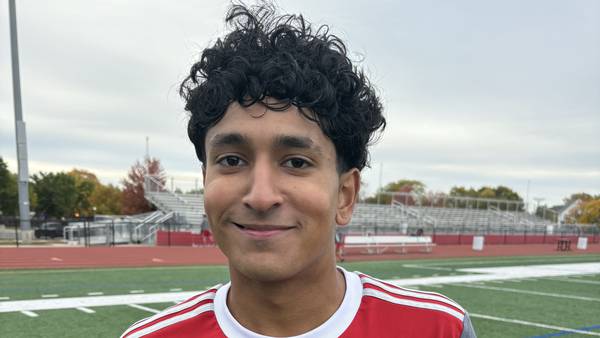 Naperville Central breaks tie with second-half goal, beats Oswego for regional title.