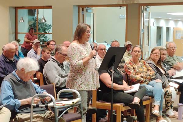 Campton Hills calls special meeting to vote on rescinding Patsy Smith appointment as treasurer