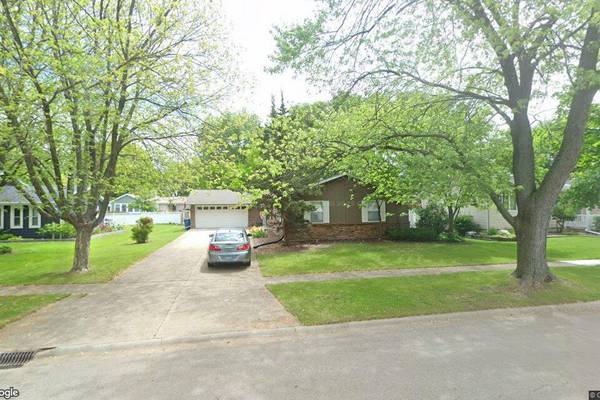 What $350,000 or less gets you in Grundy County in the week of April 27
