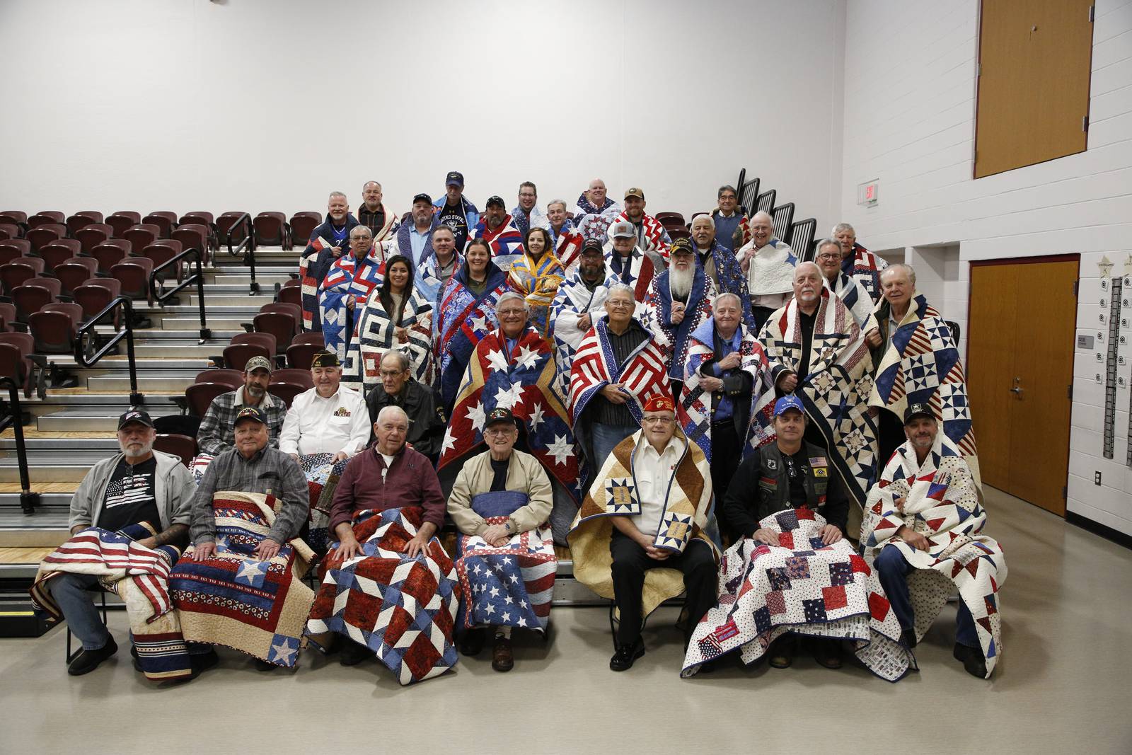 46 Veterans Honored In Quilts Of Valor Ceremony Shaw Local
