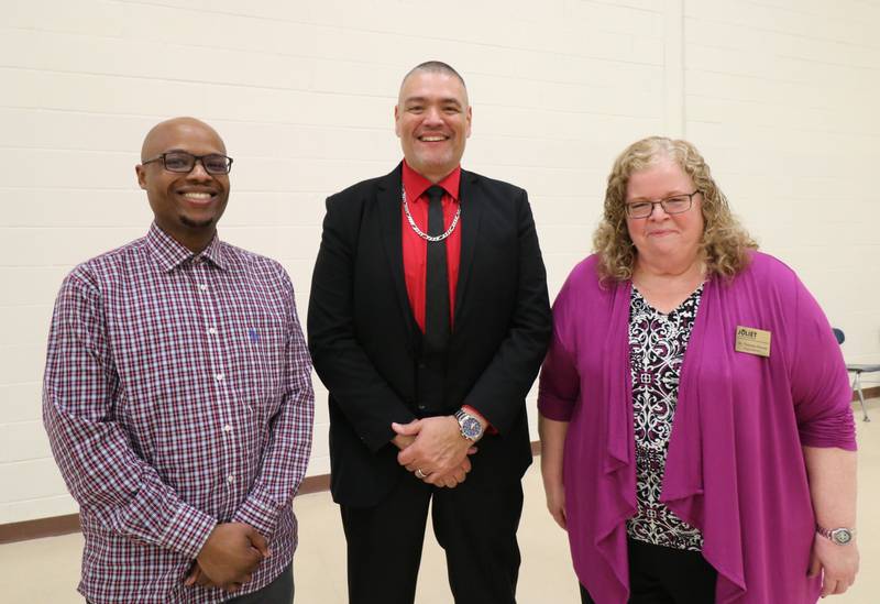 (From left ) Joliet District 86 Board of School Inspectors President Elvis Madison, Jr., Raúl Gastón, and District 86 Superintendent Dr. Theresa Rouse.