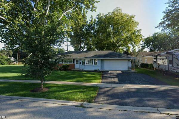 Single-family home in Cary sells for $284,000