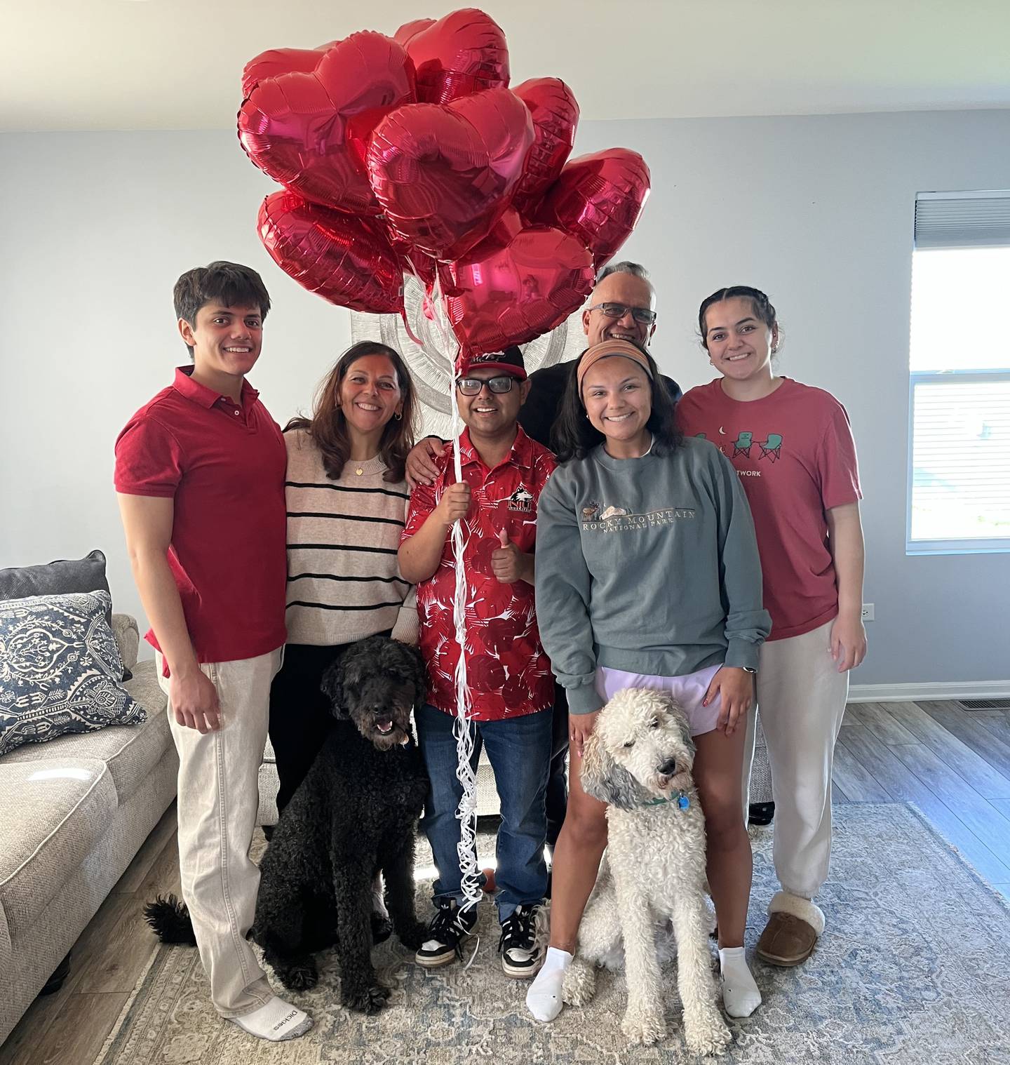 On April 19, 2026, exactly 10 years after Ricky De La Cruz underwent a heart transplant, he stood alongside his parents, Dori and Lalo De La Cruz, as well as his siblings, Sam, Bella, and Nina, to celebrate 10 years of life.