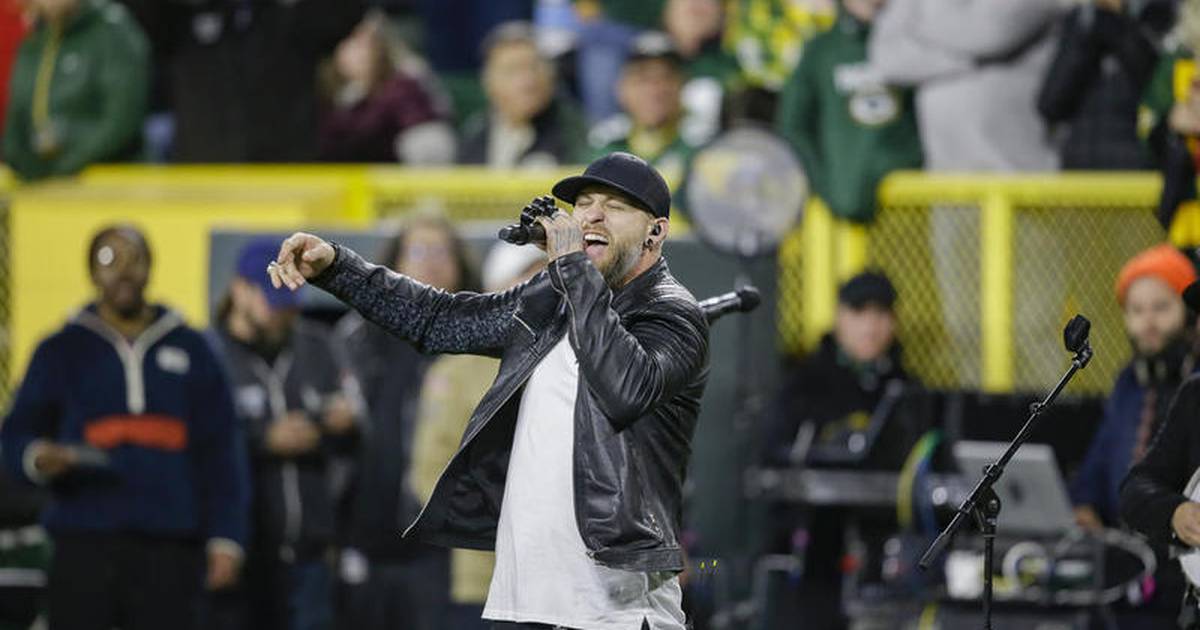 Brantley Gilbert to headline 'Splash into Country' fundraiser this