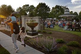 5 things to do in McHenry County: Pearl Street Market, 4th Fridays at The Dole & more this weekend