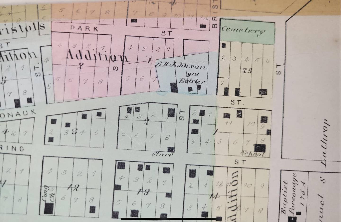 A map from 1871 illustrates the location of the cemetery at the time.