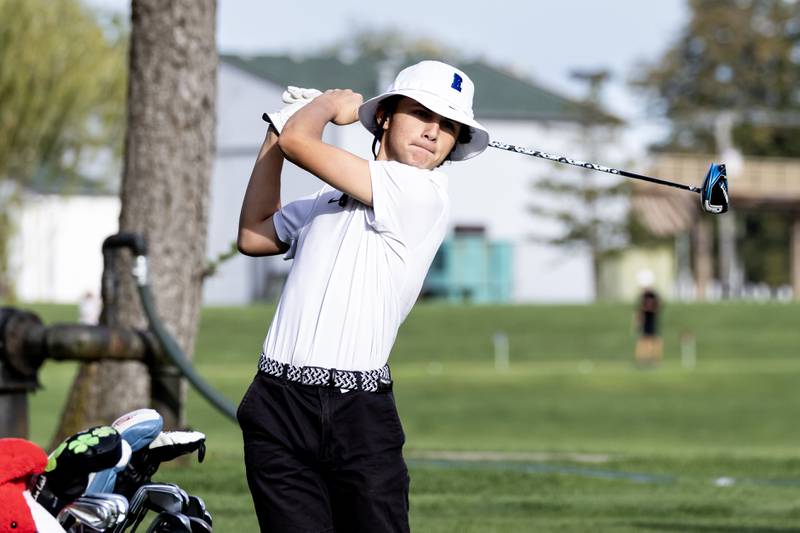 Lincoln-Way East’s Seamus Moran competes in the IHSA Boys’ Class 3A Regional at Green Garden in Frankfort on Oct. 1, 2025.