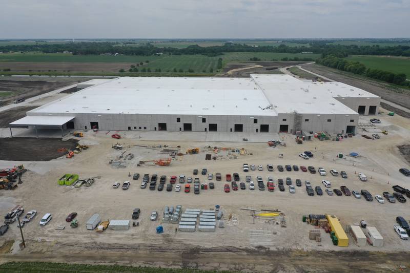 Workers have enclosed the exterior of the GAF manufacturing facility on Monday, June 5, 2023 north of Peru. The plant is located just to the west of Double D Warehouse off of Plank Road. The $80 million, 450,000 square foot facility will employ more than 70 workers. The factory will manufacture polyiso insulation and a new composite polyiso insulation board.