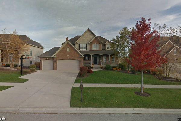 Sale closed in Naperville: $950,000 for a single-family home