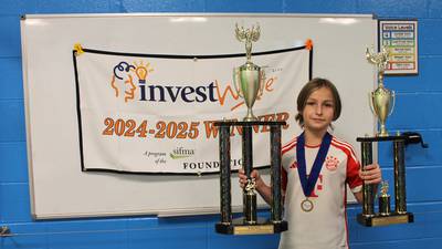 Woodridge junior high student is state champ in in financial essay contest