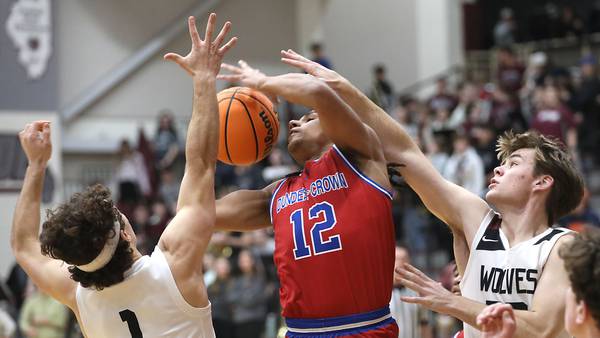 Maddon McKim’s first double-double leads Prairie Ridge past Dundee-Crown