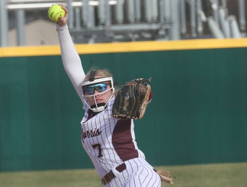 Morris pitcher Mylie Hughes lets go of a pitch to L-P on Monday, April 7, 2025 at the L-P Athletic Complex in La Salle.