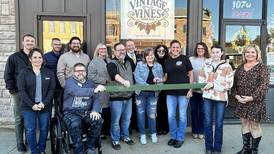 Vintage Vines wine bar opens in Spring Valley