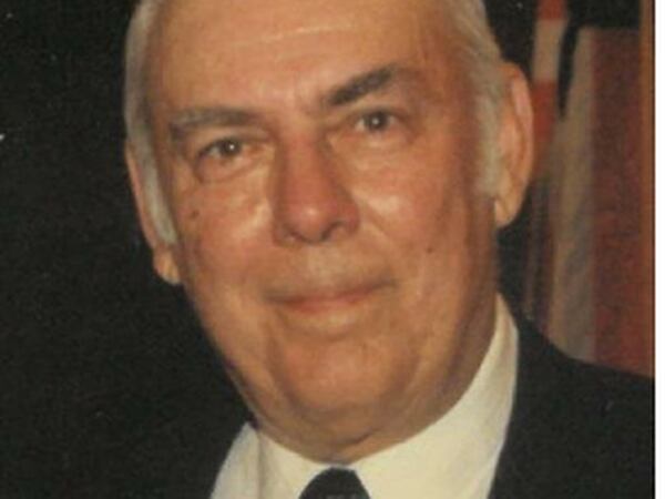 Bob Hacker, Joliet City Council member for 34 years who forged path for Louis Joliet Mall, dies