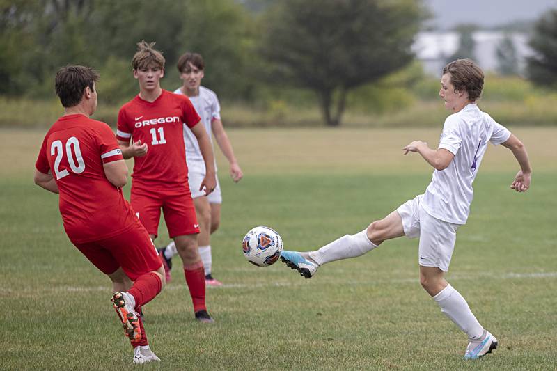 Dixon’s Jack Redell kicks the ball upfield Monday, Sept. 11, 2023 in a game in Oregon.