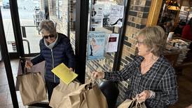 Seniors around McHenry County enjoy Thanksgiving meals, thanks to community support