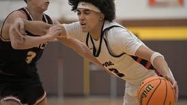 Benet jumps on Barrington, advances to Hinkle Holiday Classic title game