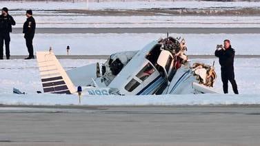 2 dead in plane crash at DuPage Airport in West Chicago