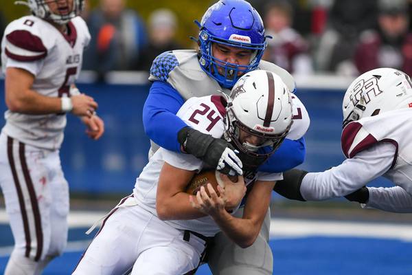 Photos: Prairie Ridge vs. St. Francis, Class 5A second-round playoff football 