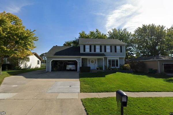 Single-family home sells in Sycamore for $347,500