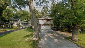 Downers Grove: Four-bedroom house goes for $775,000