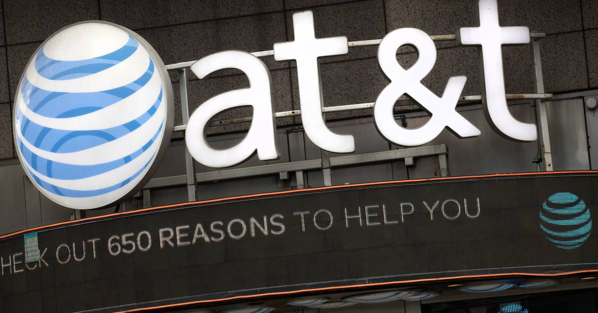 AT&T’s landline service begins phase out in 2027