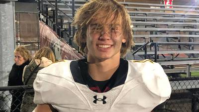Sam Schuyler’s 3 interceptions, one for go-ahead TD, rally Hinsdale South at Morton