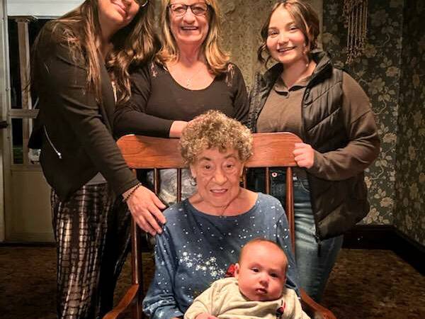 Ottawa, Ladd family celebrates 5 generations