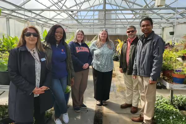 Illinois Extension leadership completes statewide tour in Will and Kankakee counties
