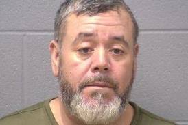 Semitrailer driver charged with Romeoville DUI crash, fleeing the scene