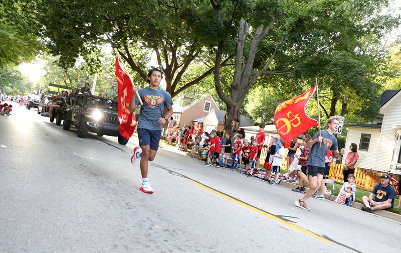 Photos Batavia High School Parade Shaw Local