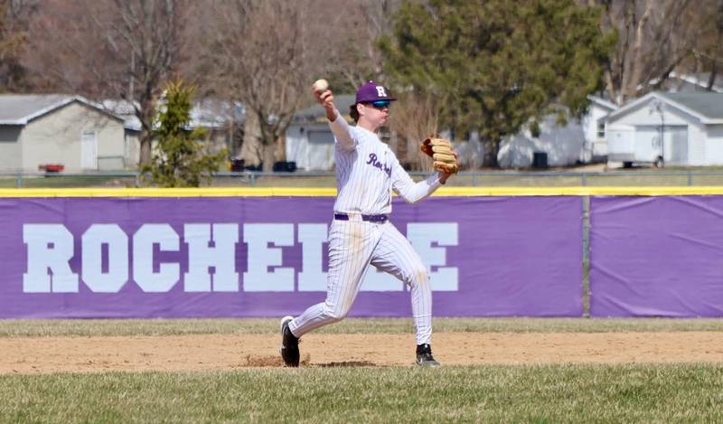 Rochelle's Brody Metzger makes a play during the Hubs' game with Ottawa Marquette.