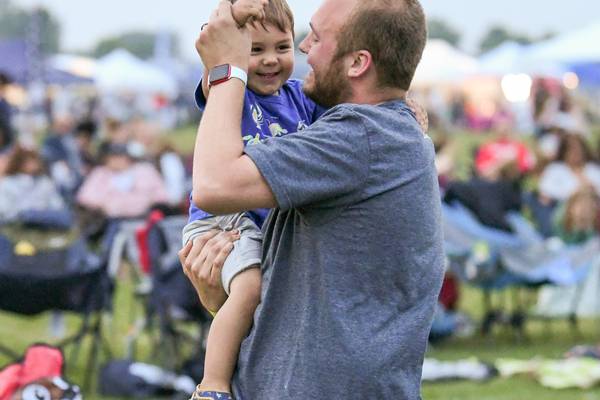 Local musicians kick off first day of PrairieFest in Oswego