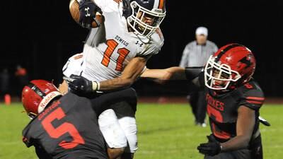 Record Newspapers football preview capsules for first-round playoff games