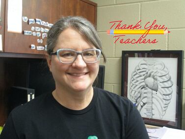 Oswego SD308 teacher Pam Phelps brings biology to life for her students