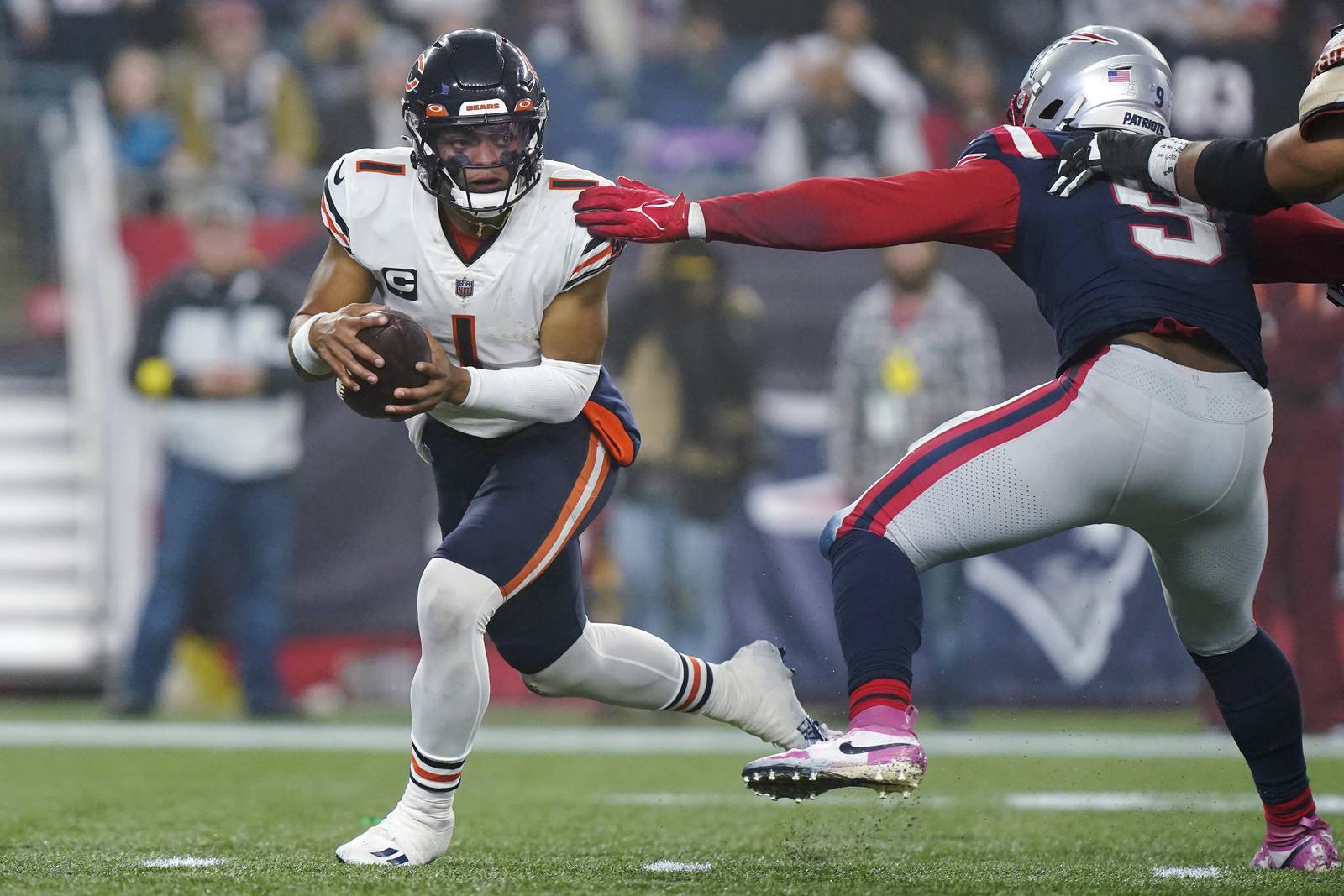 Chicago Bears QB Justin Fields studied Lamar Jackson’s win over New