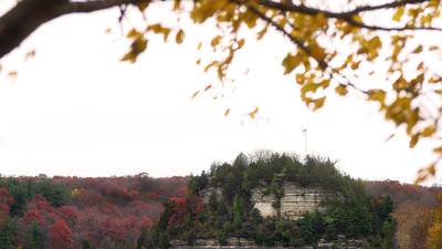 Safe outdoor events and activities to do in fall and winter in northern Illinois