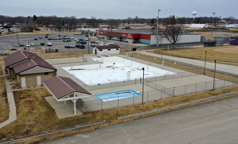 An aerial view of the Mendota Public Pool on Tuesday, Feb. 24, 2026 in Mendota. 
During the February 16th Mendota City Council meeting, the dificult decision to close the Mendota Public Pool for the 2026 season.
The City of Mendota is closing the pool due to major construction and repairs needed for the pool to be safe and operational.
The construction cost is estimated at $1 million, which is less than the $6.7 million estimated for a new pool.
The City of Mendota will offer alternative summer opportunities through partnerships with the Mendota YMCA, Graves-Hume Public Library and more.