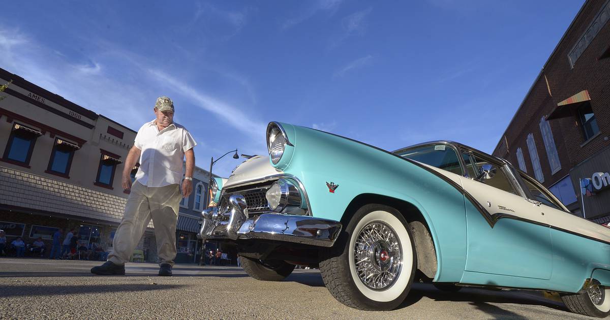 Photos Streator Cruise Night brings music, food, classic cars and more
