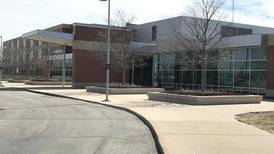 Minooka Community HS seeking parents for its Bilingual Parent Advisory Committee